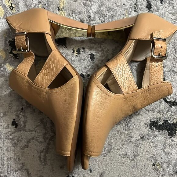 Nurture Pamina size 11 leather tan heels - Picture 4 of 6